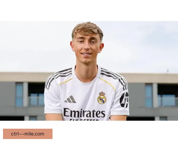 莱万超越历史纪录刷新德甲单赛季进球新高